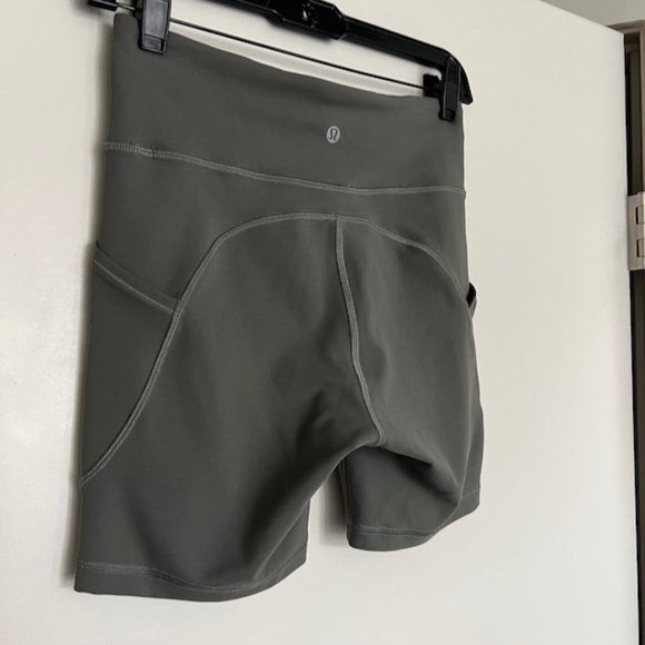 NWOT Invigorate High Rise Short 6" in Grey Sage by Lululemon - Picture 10 of 12